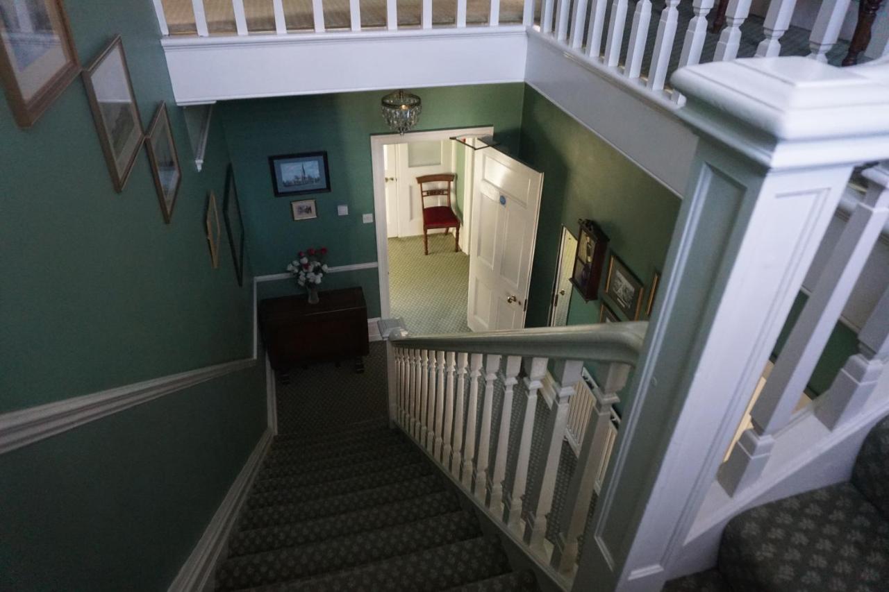 The Edwardian Lodge Guest House Salisbury Buitenkant foto