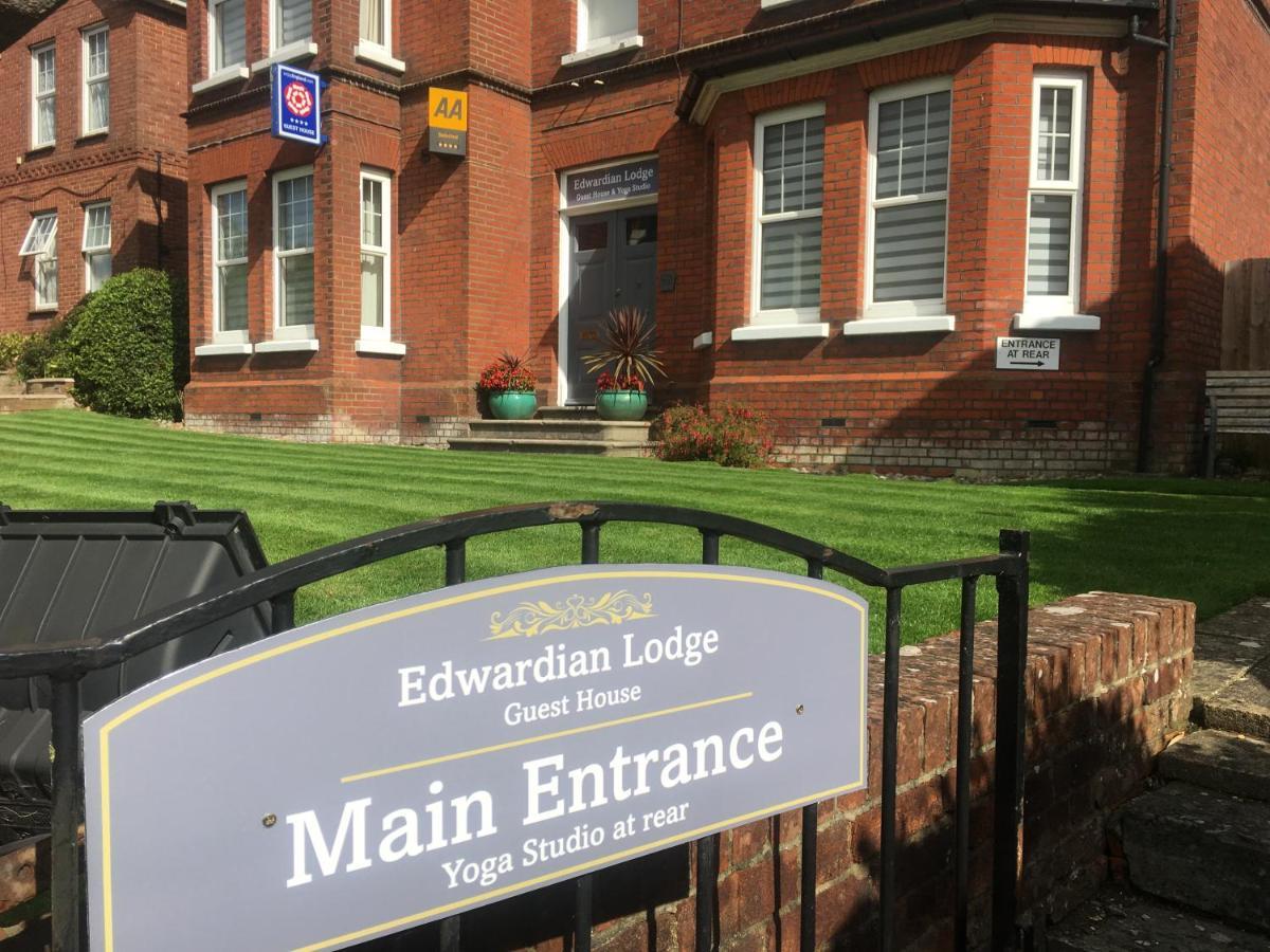 The Edwardian Lodge Guest House Salisbury Buitenkant foto